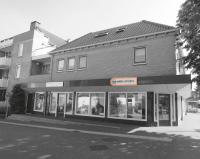 Passend binnen de contouren van de luifelrand