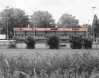 Bevestiging tegen tribune